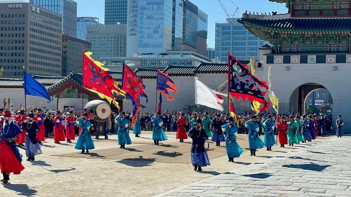 کاخ گیونگ بوک‌گونگ